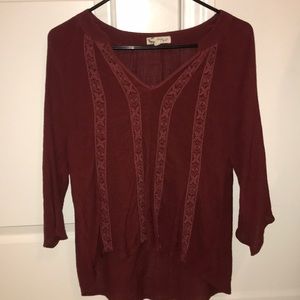 BURGUNDY FLOWY TOP